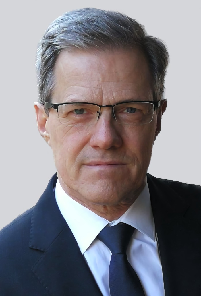 Stefan Singer